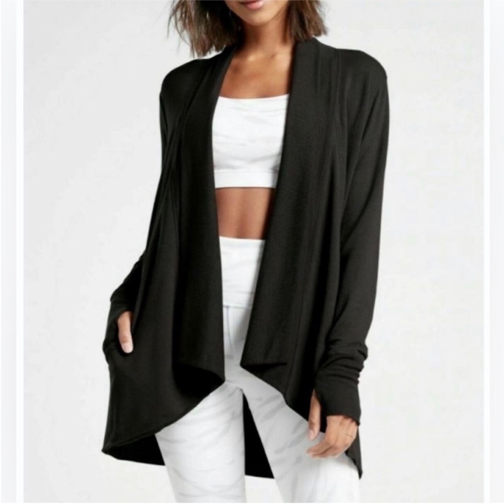 Athleta Pranayama wrap cardigan black long sleeve pockets stretchy S tall